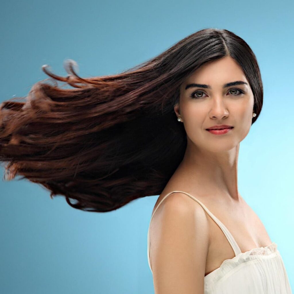 Tuba Büyüküstün Height, Weight, Age (Turkish Celebrities) Celebrity