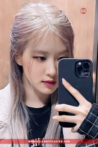 Beautiful South Korean Singer, BlackPink, BlackPink Members, Female Singers, Female South Korean Singers, Most Beautiful Girls from South Korea, South Korea, South Korean Celebrities, South Korean Dancers, South Korean Girl Group, South Korean Girls, South Korean Girls Band, South Korean Music Group, South Korean Rappers, South Korean Women, Rose age, Rose BlackPink height, Rose Body Statistics, Rose Measurements, Rose weight