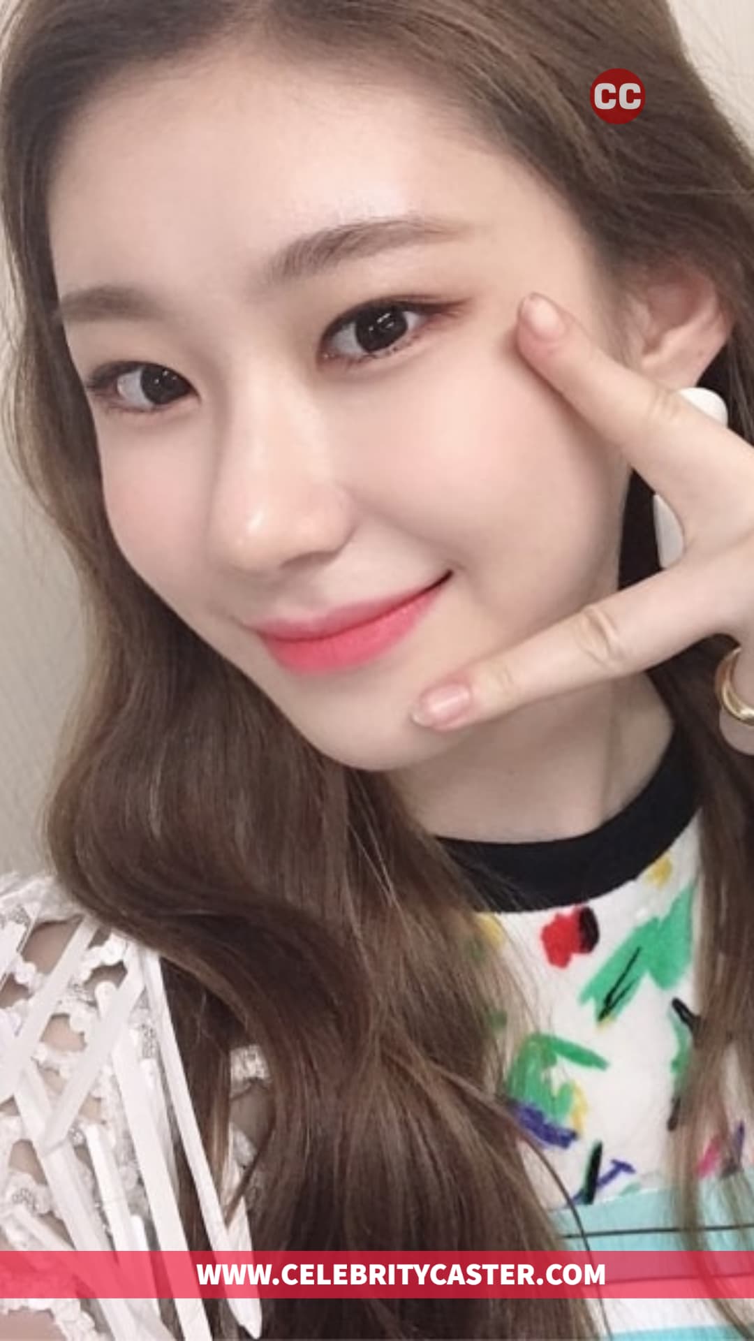 Beautiful South Korean Singer, Chaeryeong age, Chaeryeong Body Statistics, Chaeryeong ITZY height, Chaeryeong ITZY Measurements, Chaeryeong weight, Female Singers, Female South Korean Singers, ITZY, ITZY Members, Most Beautiful Girls from South Korea, South Korea, South Korean Celebrities, South Korean Dancers, South Korean Girl Group, South Korean Girls, South Korean Girls Band, South Korean Music Group, South Korean Rappers, South Korean Women, TV Personality, Vocalist